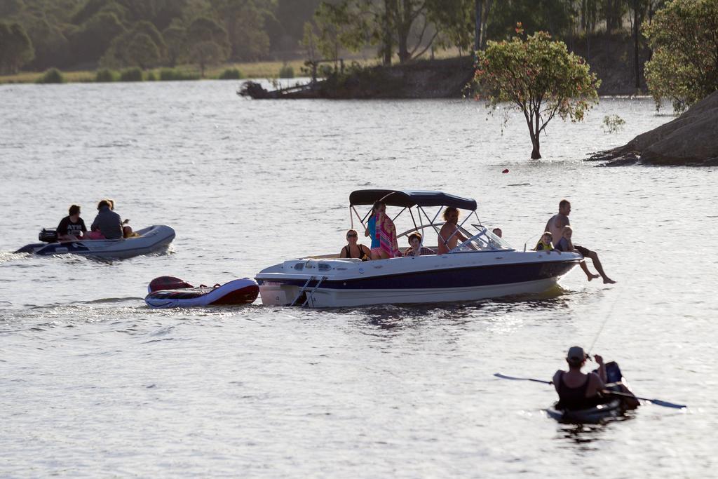 Nrma Lake Somerset Holiday Park Kilcoy المظهر الخارجي الصورة